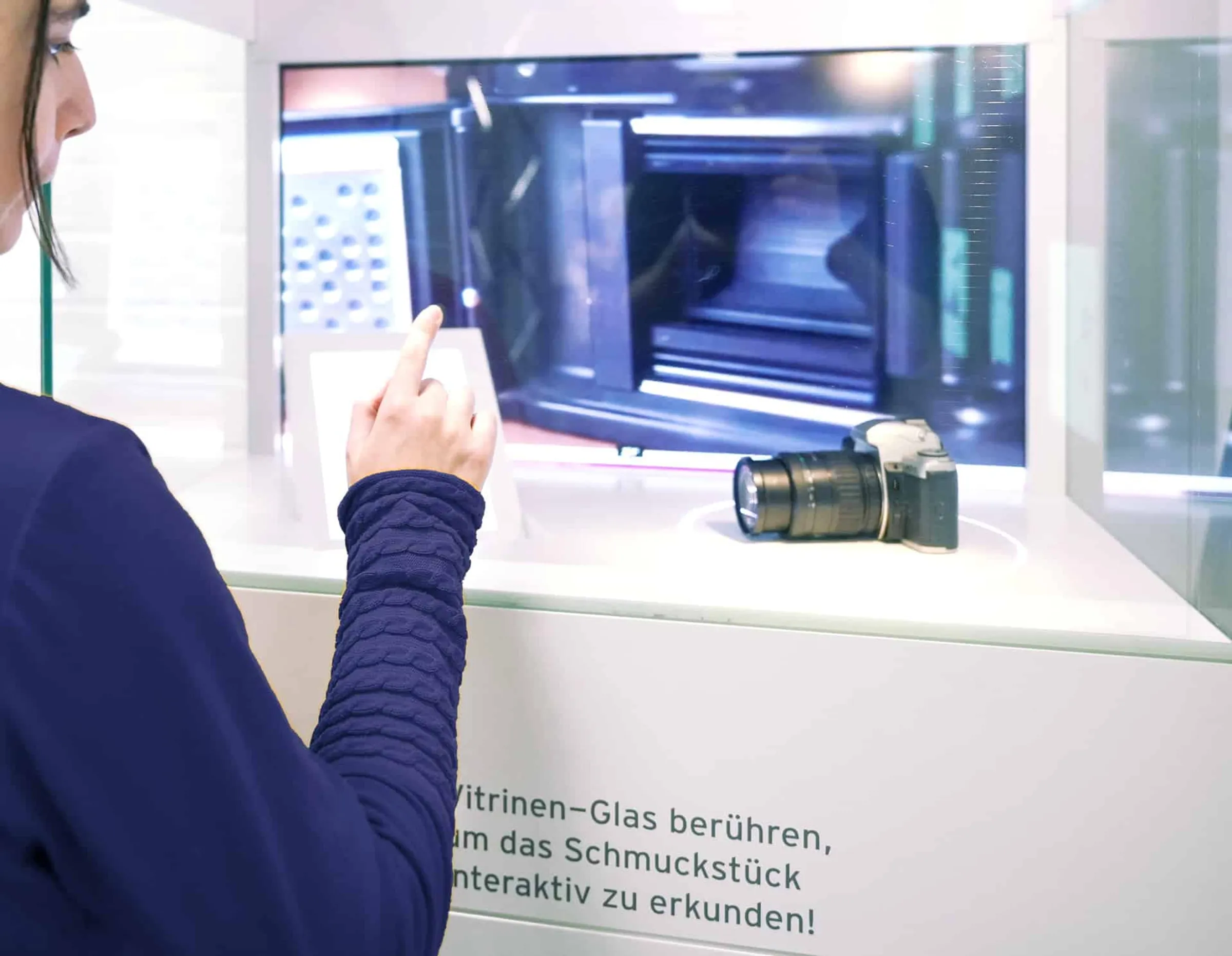 Interaktive Vitrine zur Produktpräsentation
