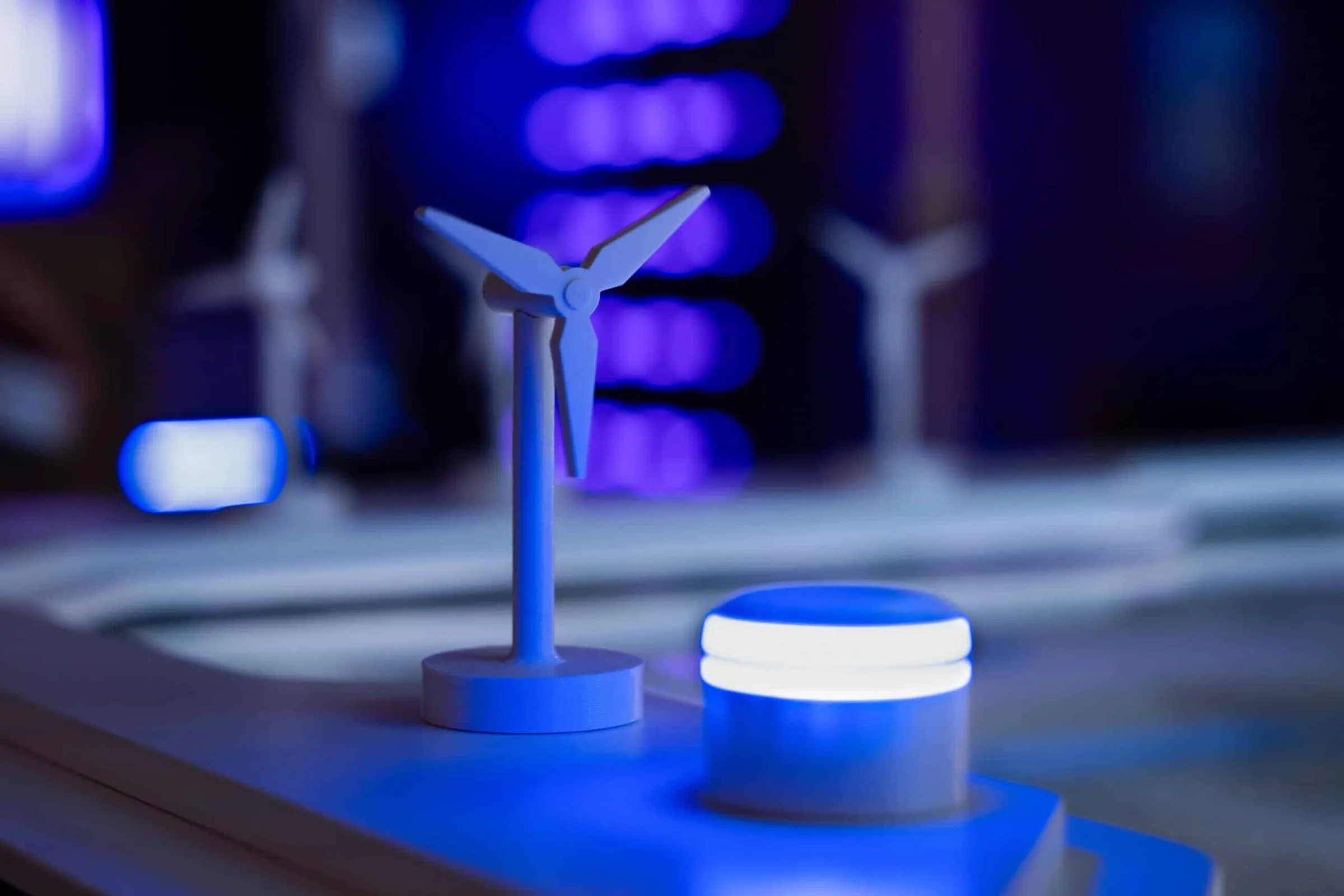 Functional object markers for multi-touch table: Wind turbine turns and energy storage lights up