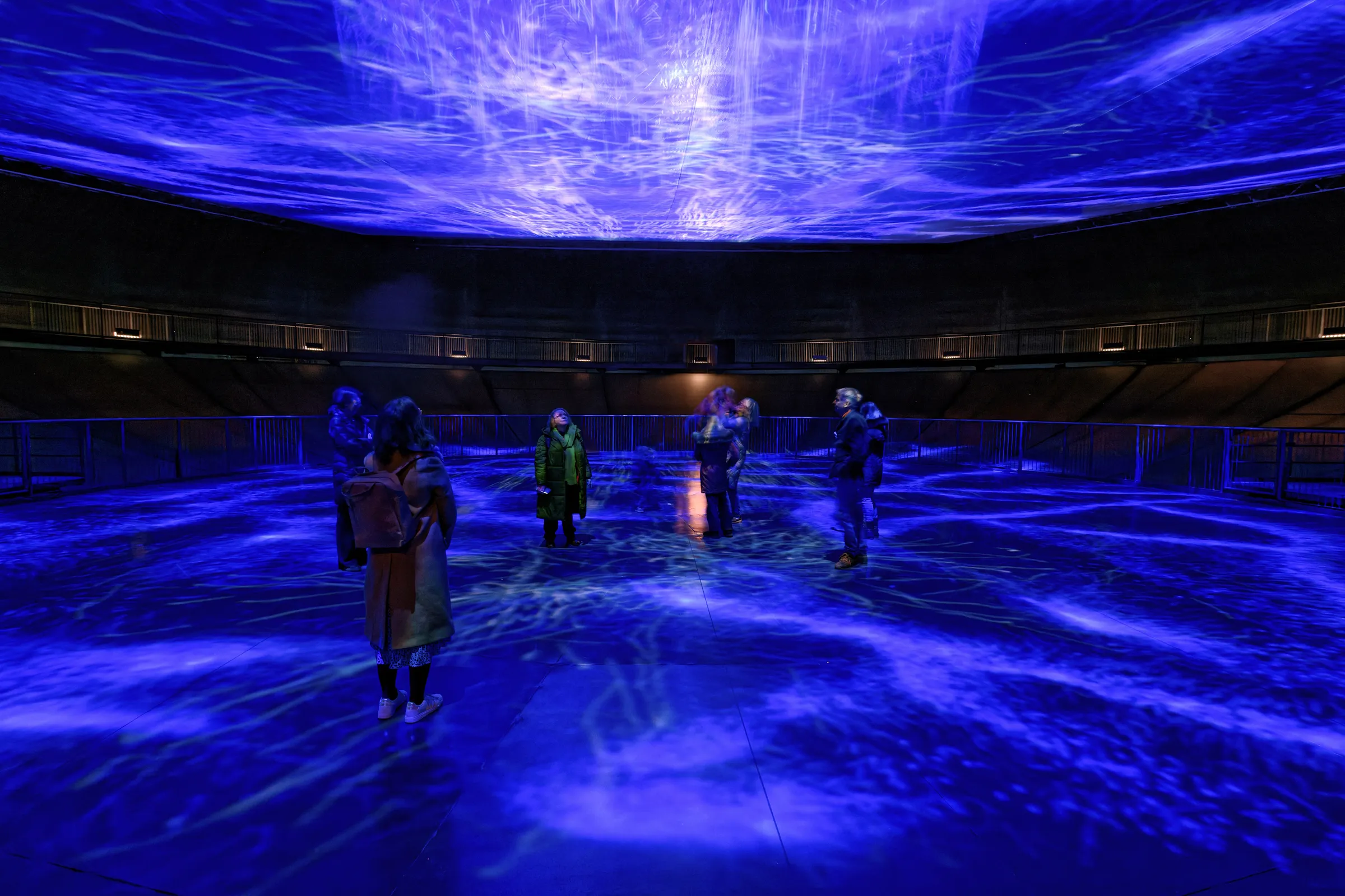 Immersive und interaktive Raumprojektionen im Gasometer Oberhausen