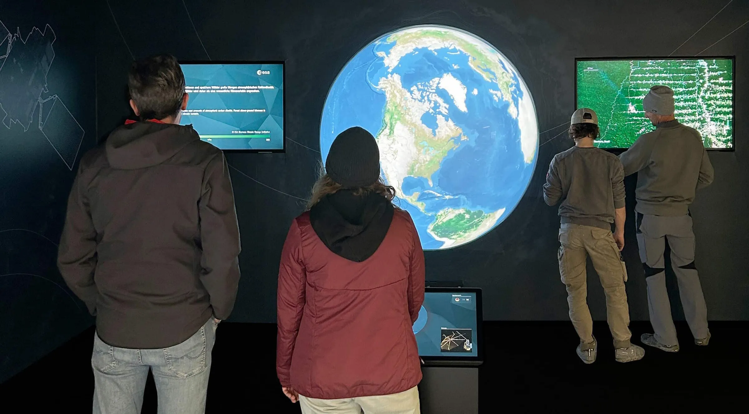 Interactive knowledge station with projected globe