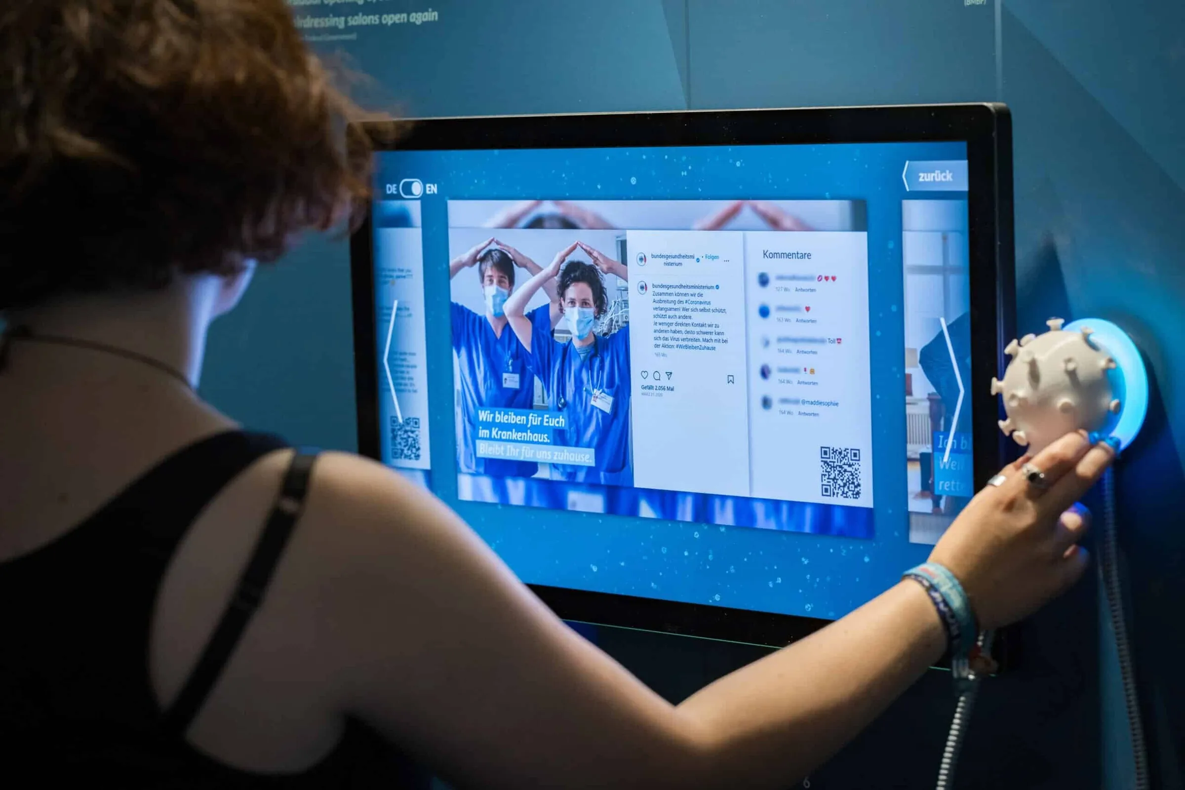 Exhibition at the Museum of Communication - interactive touchscreens and individual one-handers