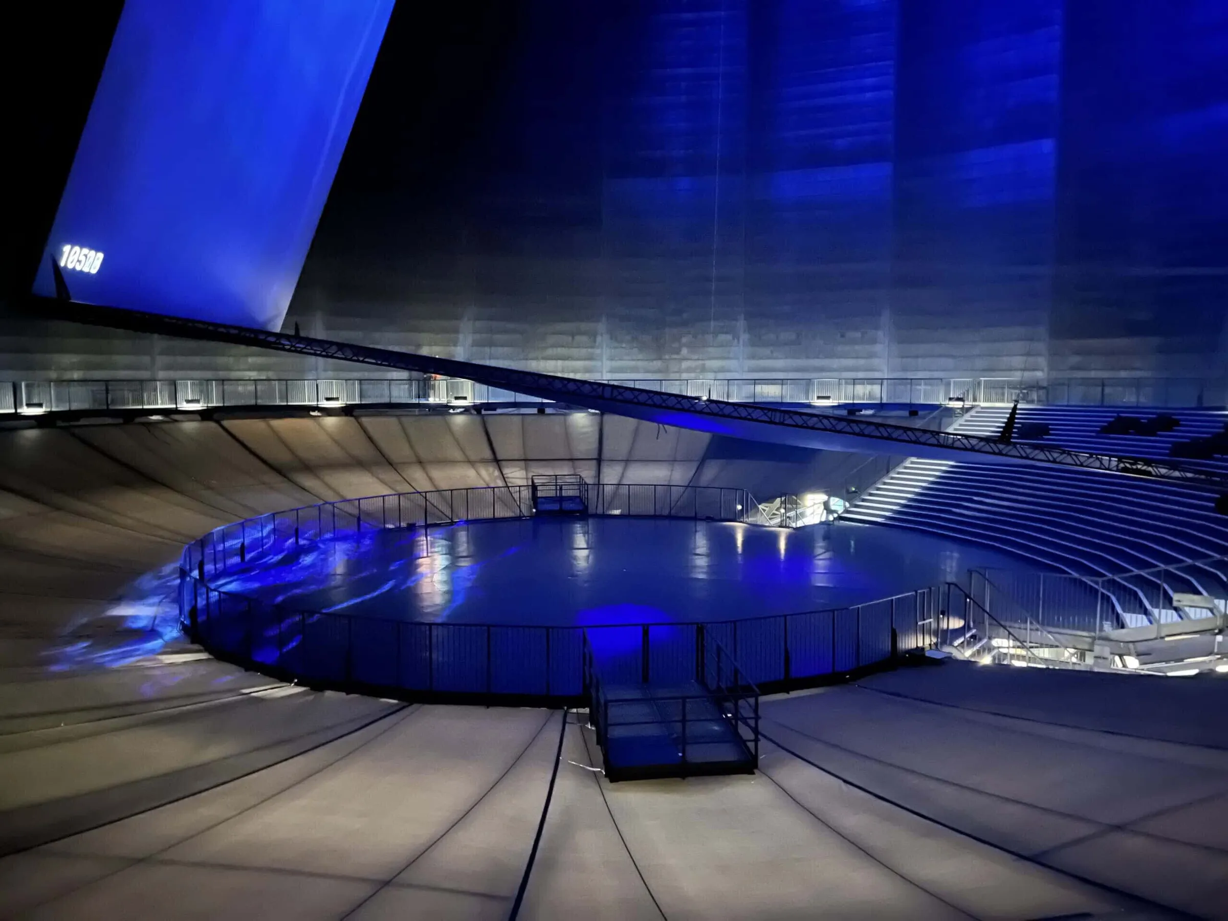 Lebensechte Animationen auf einer über 1000 Quadratmeter großen Projektionsfläche