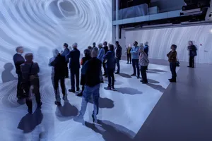 Immersiv Bedeutung Definition und Beispiele - immersiver Raum mit Projektionstechnik