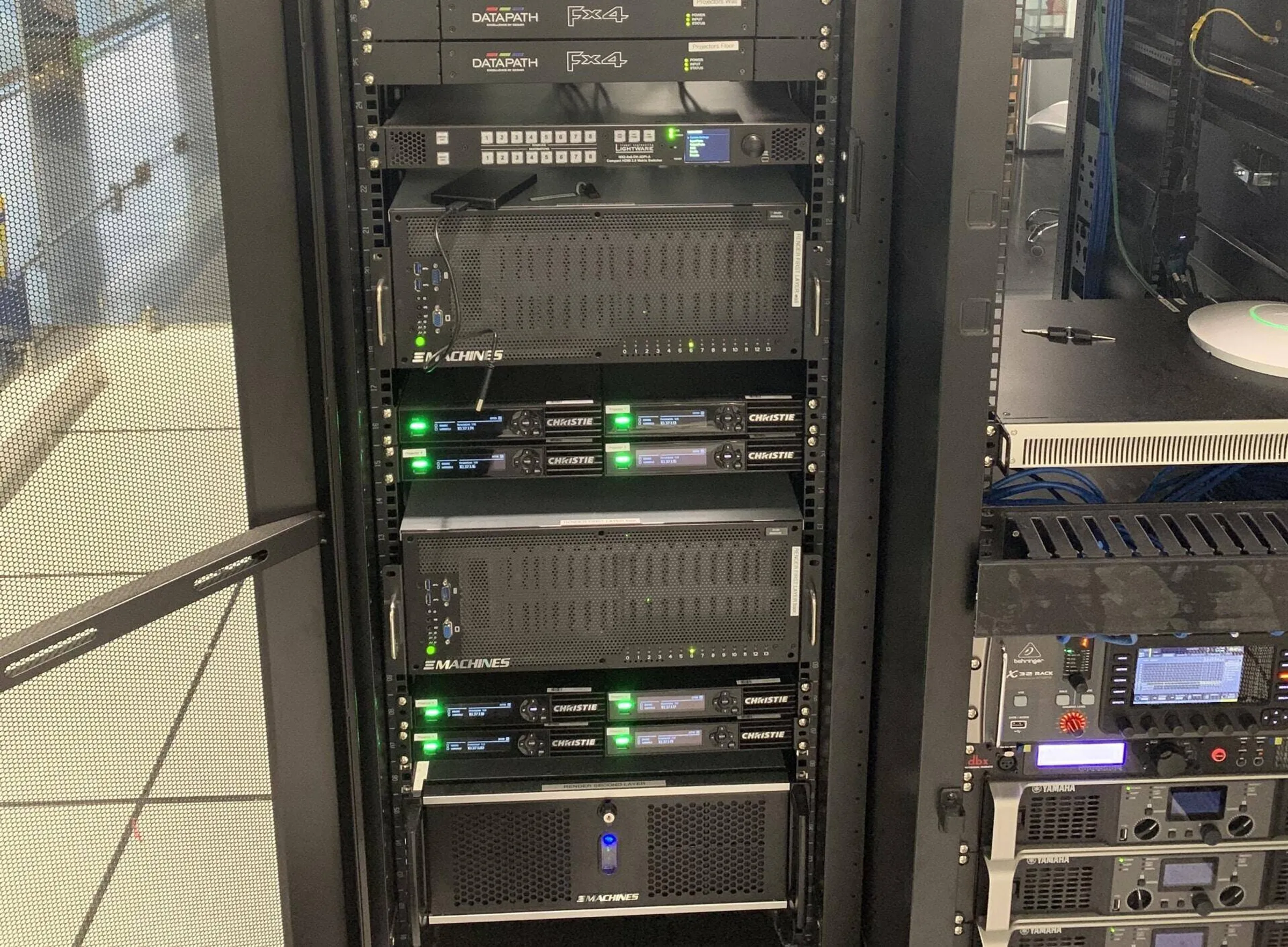 Server and IT for interactive exhibition are put into operation