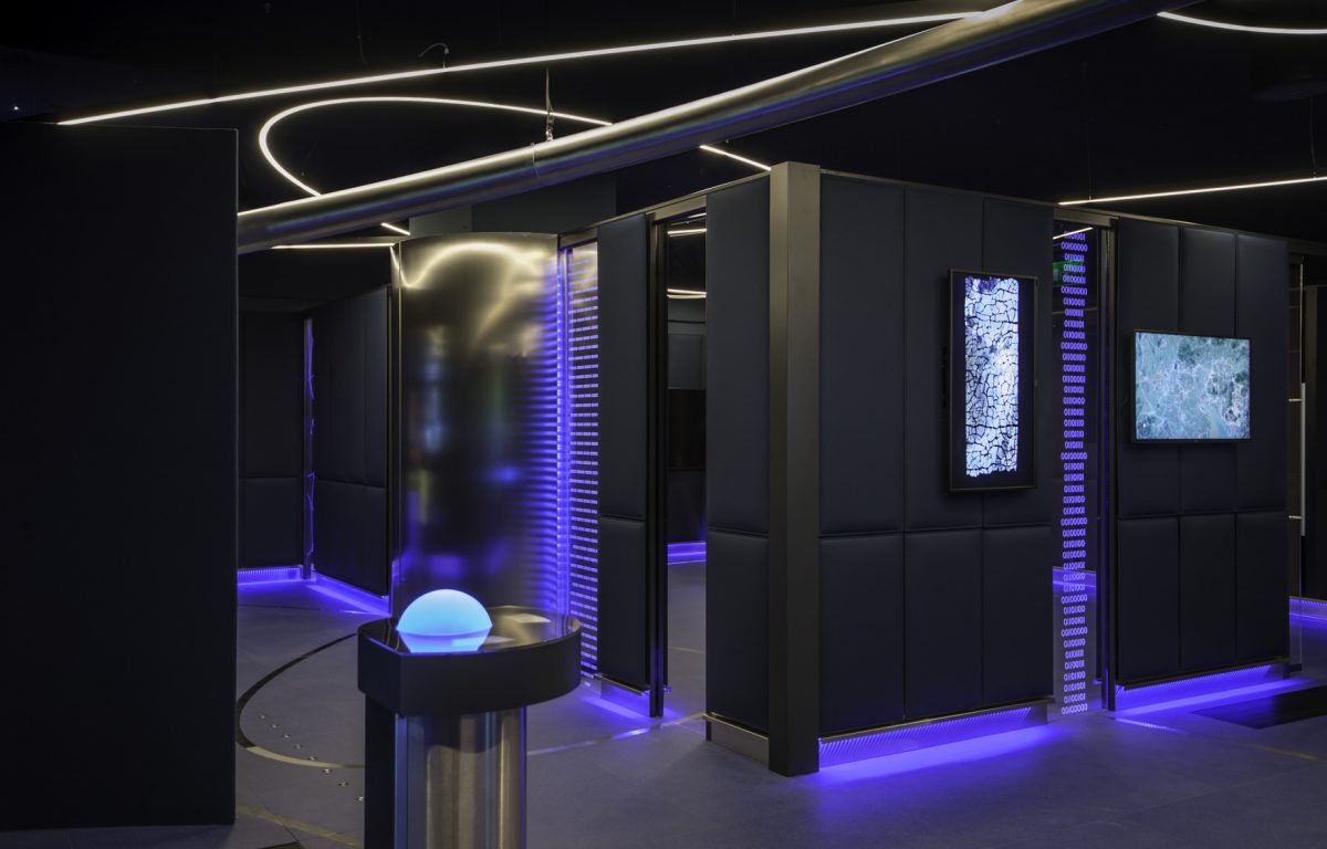 Interaktives Besucherzentrum der ESA mit Multitouch Screens