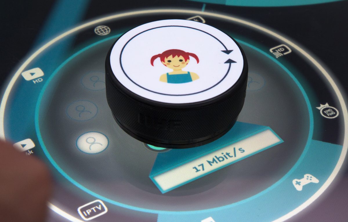tangible object recognition on Multitouch Table