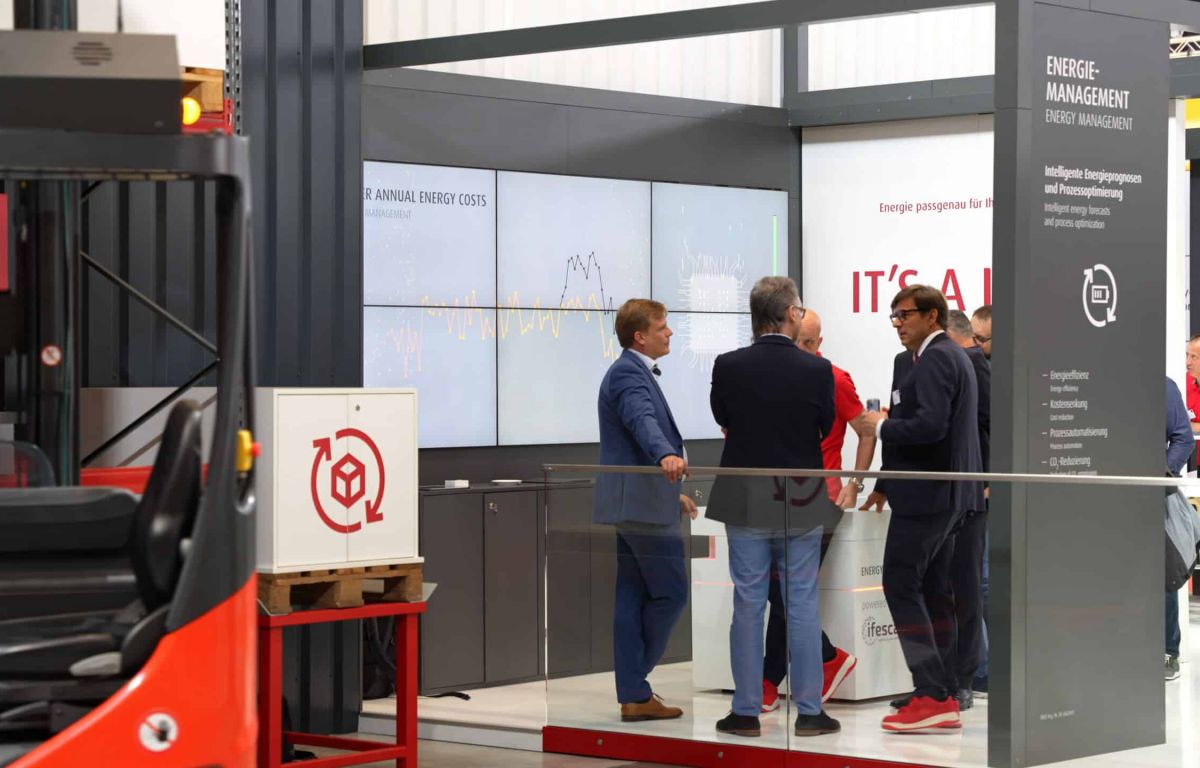 Interactive exhibition stand at LogiMAT 2022